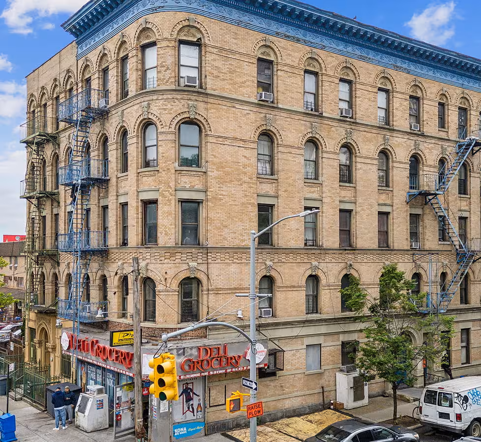 Commercial real estate building